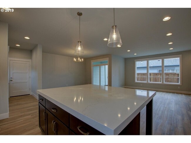 Building Photo - Stylish 3-Bedroom Home w/ Flex Space, Cove...