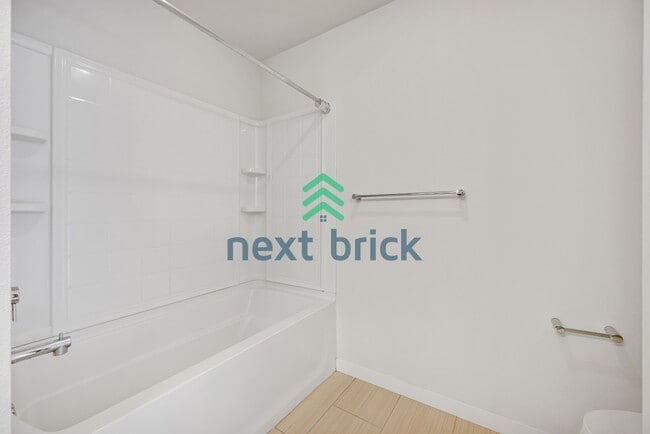 Building Photo - 3 Bed and 3 Bath Single Family Home is Available for Rent!