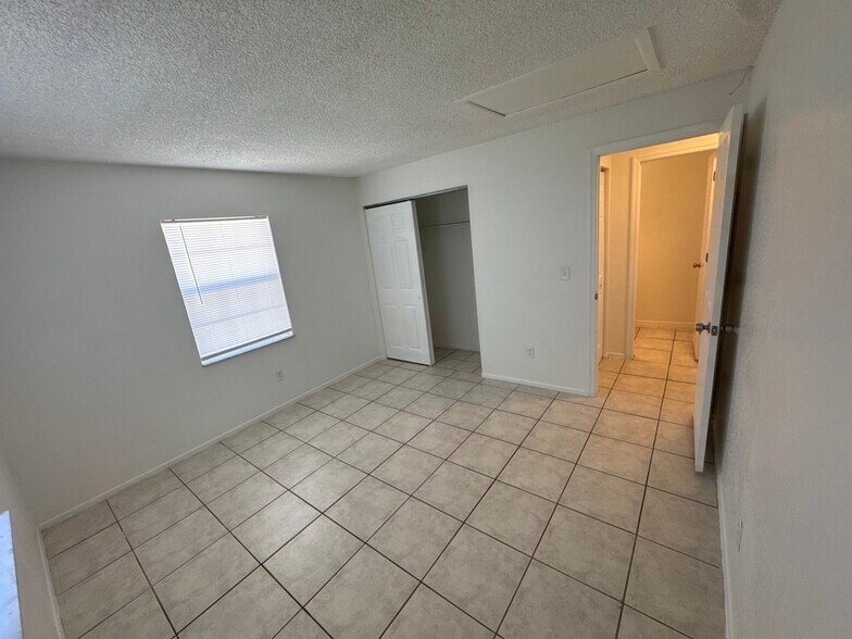 Building Photo - 1936 Wolford Rd