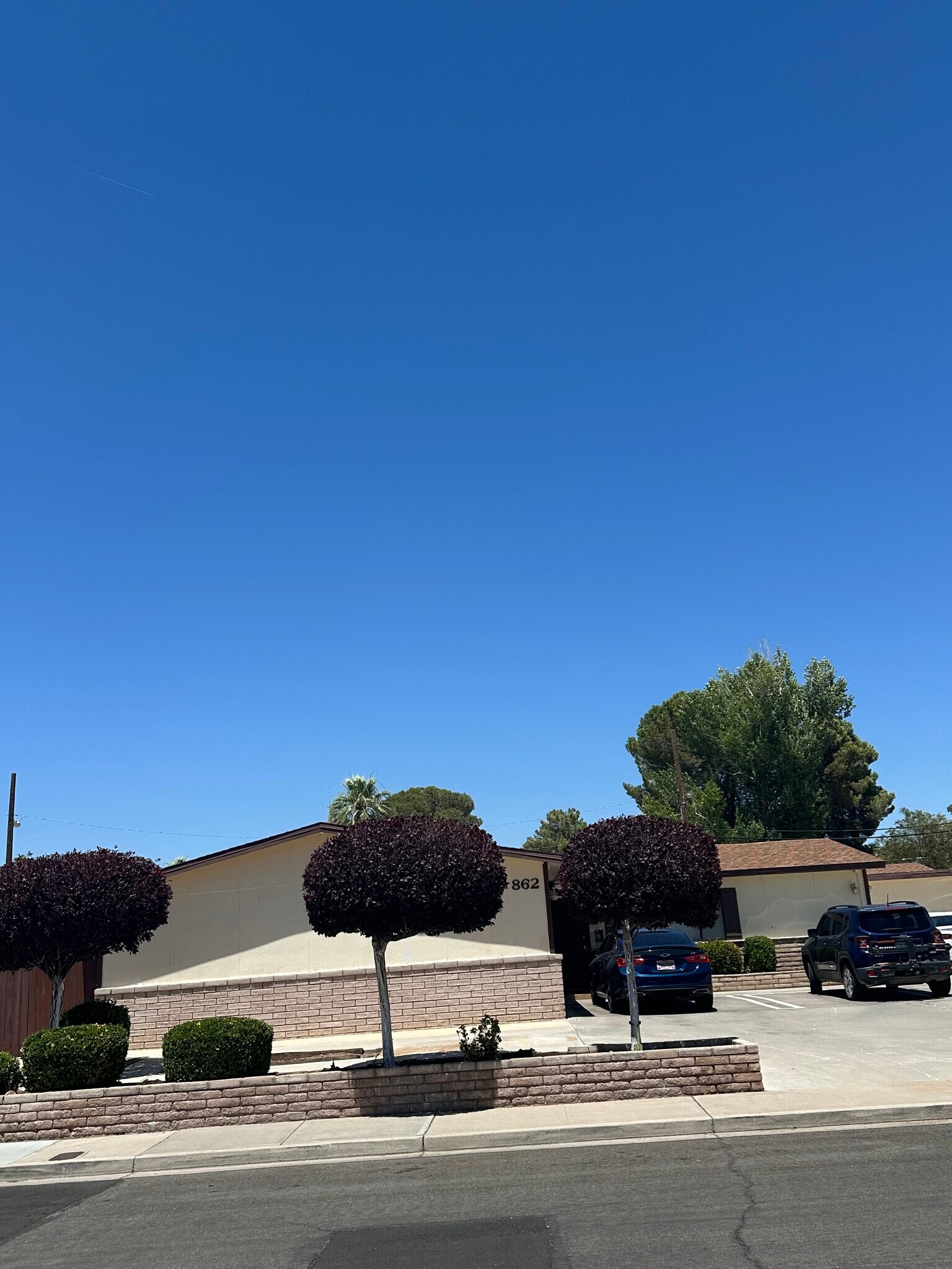 Building Photo - 862 Del Rey Dr