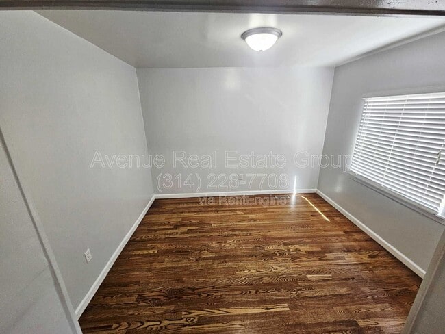 Building Photo - 3717 Cambridge Ave