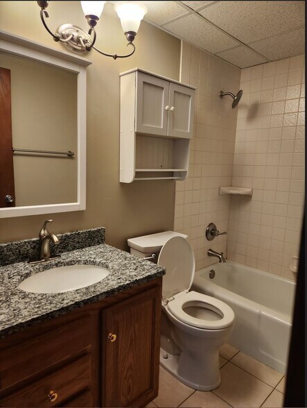 Primary Photo - 358 Elton Hills Dr NW