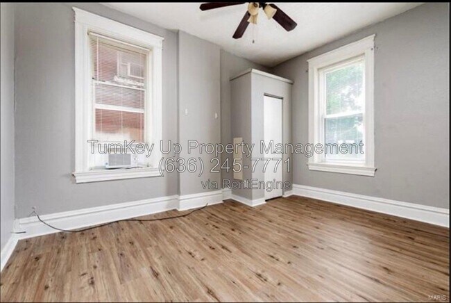 Building Photo - 4005 S Grand Blvd