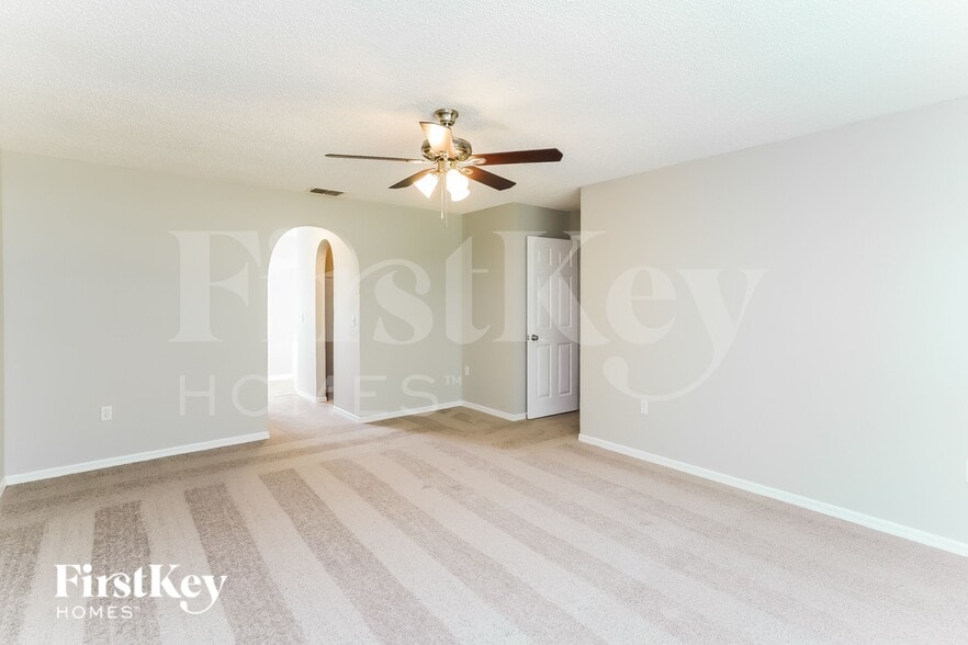 Building Photo - 3196 Carlotta Road