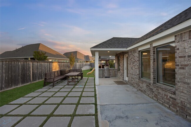 Building Photo - 19003 Yellowstone Landing Ct