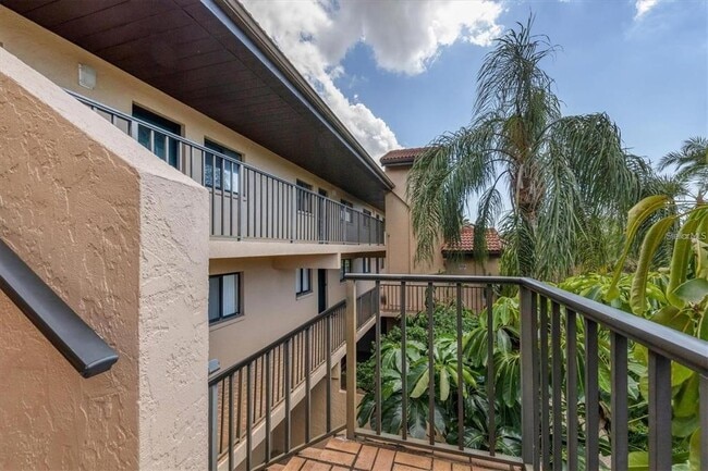 Building Photo - 5565 Ashton Lake Dr