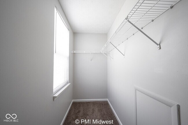 Building Photo - 5653 Valhalla Way