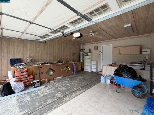 Building Photo - 1209 St Louis Dr