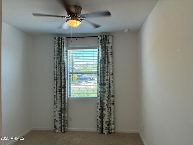 Building Photo - 27371 N 176th Dr