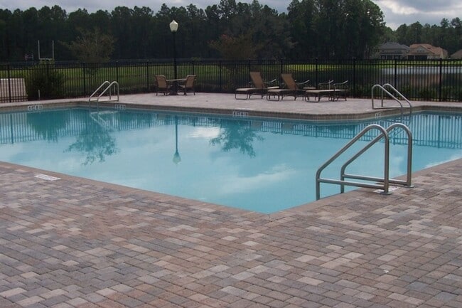 Building Photo - Charming 3BR House in Jacksonville