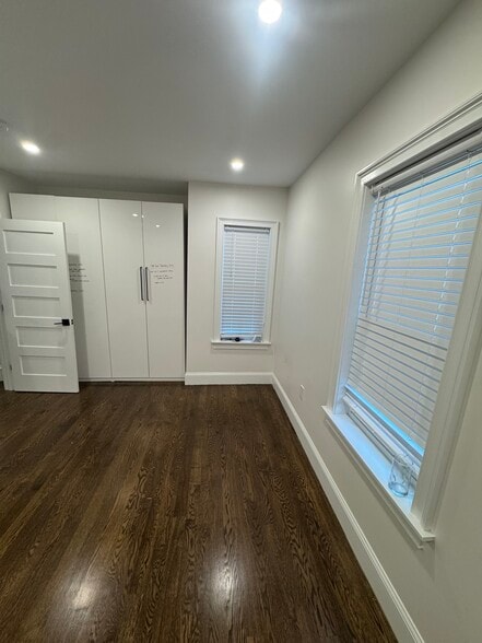 Building Photo - 195 Neponset Ave