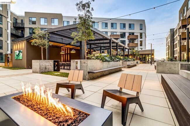 Building Photo - 260 Brooklyn Basin Wy