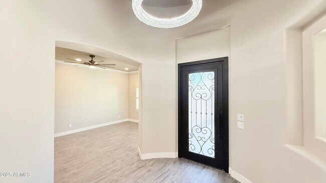Building Photo - 4501 E Timberline Ct
