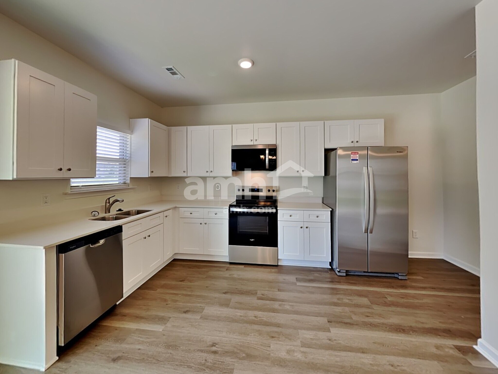 Building Photo - 392 Bandelier Cir