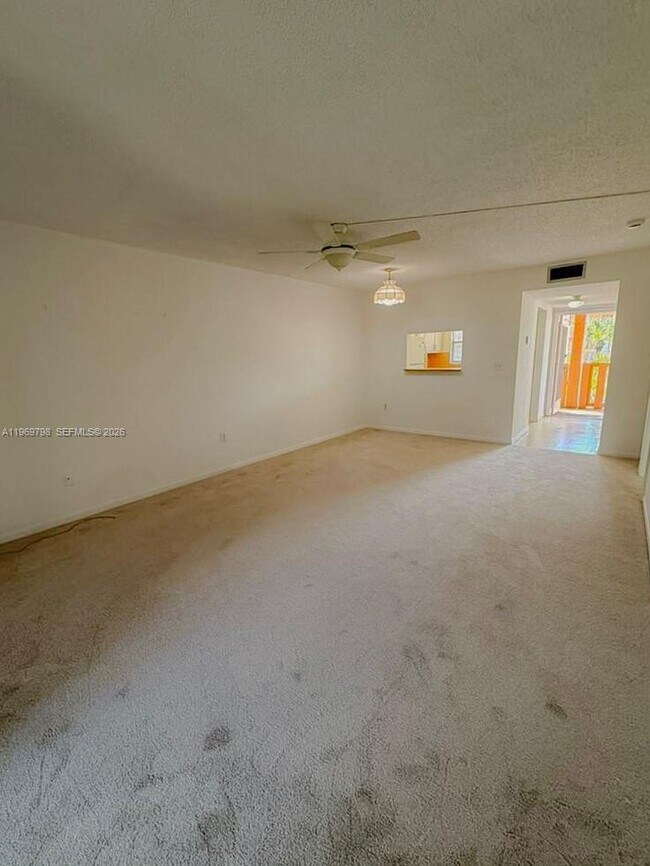 Building Photo - 6750 Royal Palm Blvd