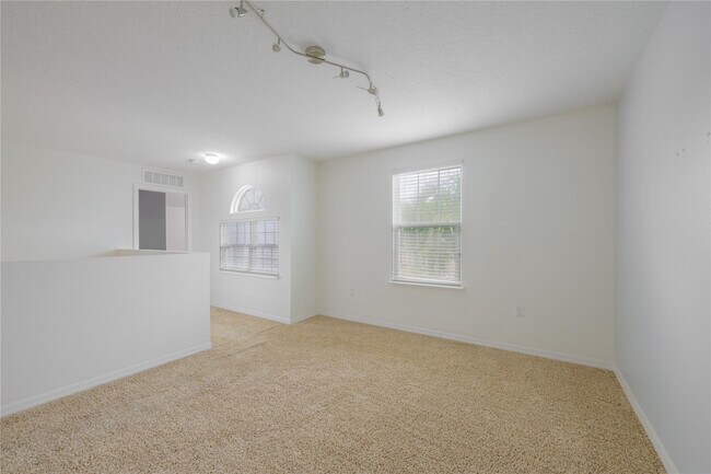 Building Photo - 6147 NW Butterfly Orchid Pl