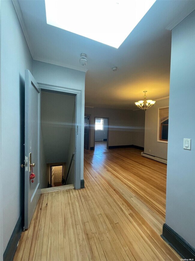 25128 Northern Blvd 25128 Northern Blvd Queens NY 11362 Apartment