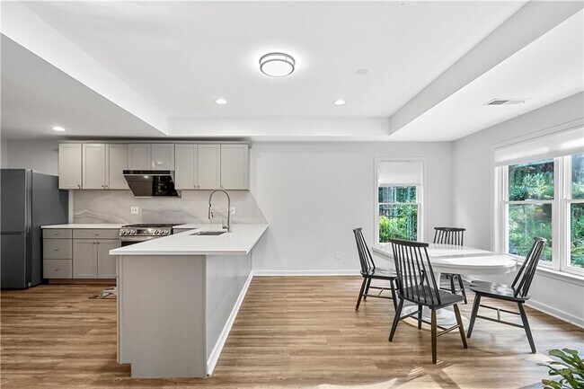 Building Photo - 4030 Greatwood Path