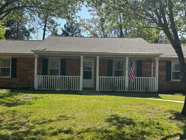 Building Photo - Lovely on Lance