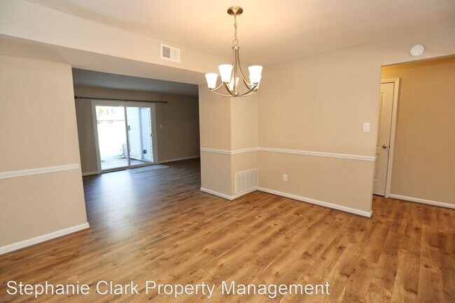 Building Photo - 3 br, 2.5 bath House - 2216 Sedgewick Drive