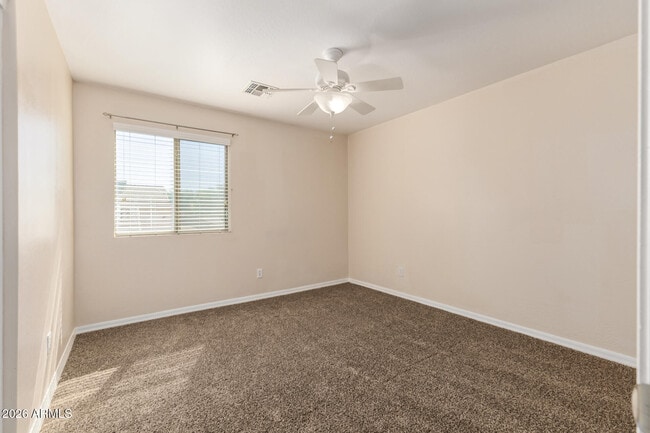 Building Photo - 3335 W La Salle St