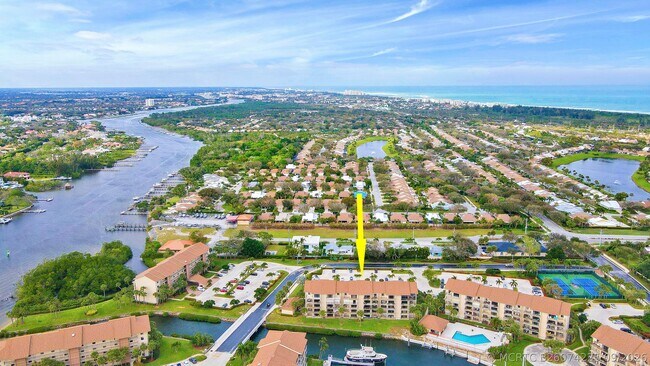 Building Photo - 1601 Marina Isle Way