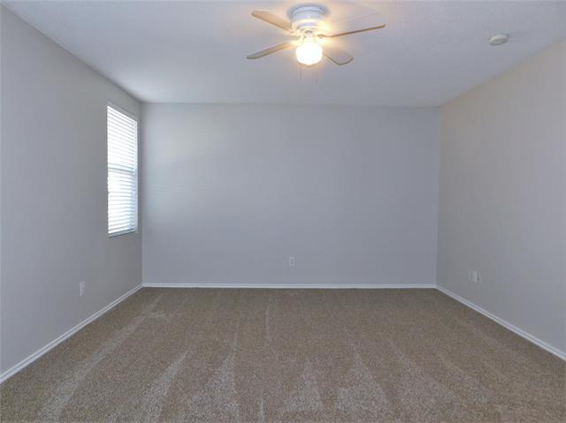Building Photo - 2628 S Wavecrest Ct