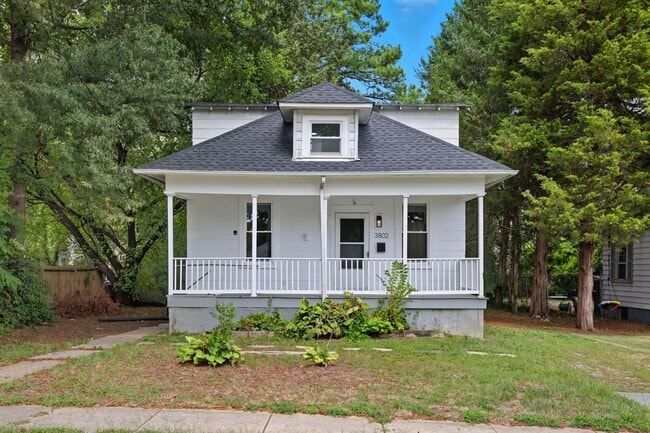 Building Photo - 3802 Parkwood St