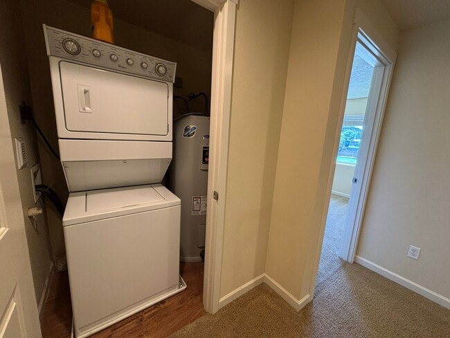 Building Photo - c792