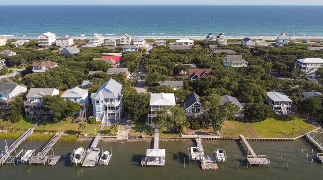 Primary Photo - Seasonal Rental: Total Relaxation with Sou...