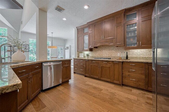 Building Photo - 7 Peaceful Canyon Ct