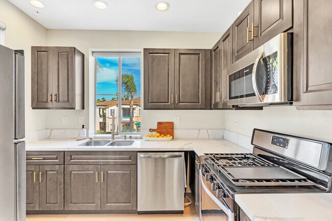 Building Photo - 11424 Via Rancho San Diego