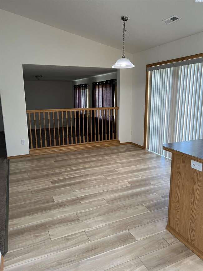 Building Photo - 4519 Catalonia Dr