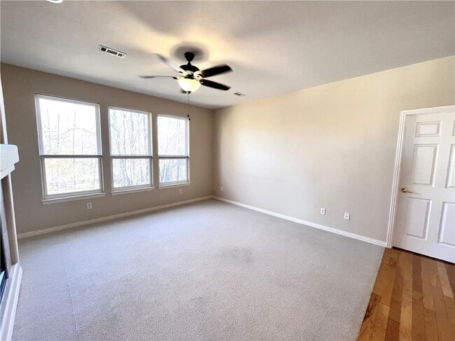 Building Photo - 28 Highland Pkwy