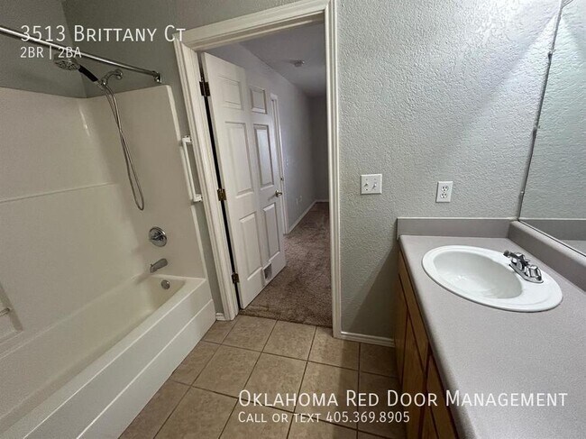 Building Photo - 3513 Brittany Ct