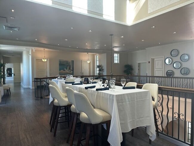 Building Photo - WESTSHORE YACHT CLUB - PREMIER GATED COMMUNITY