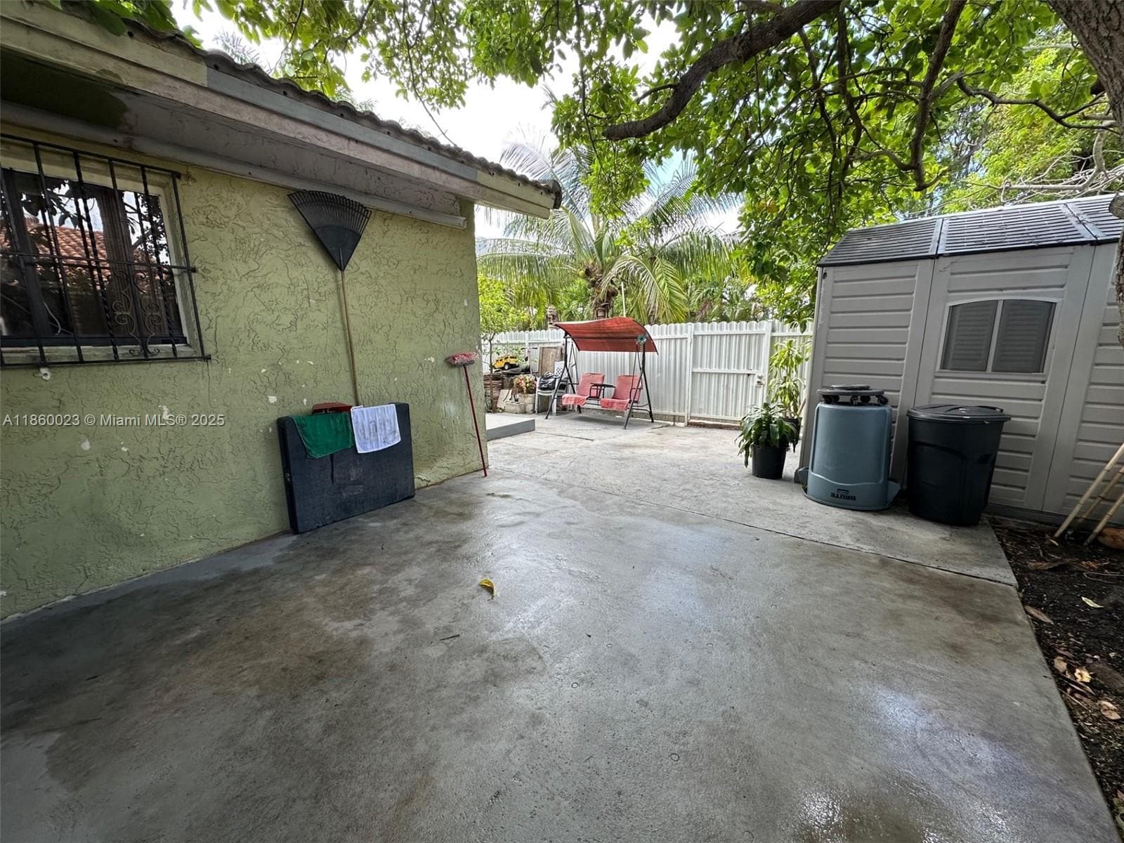 Building Photo - 10399 NW 127th St