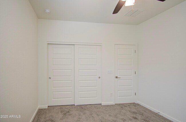 Building Photo - 36217 N Urika Dr