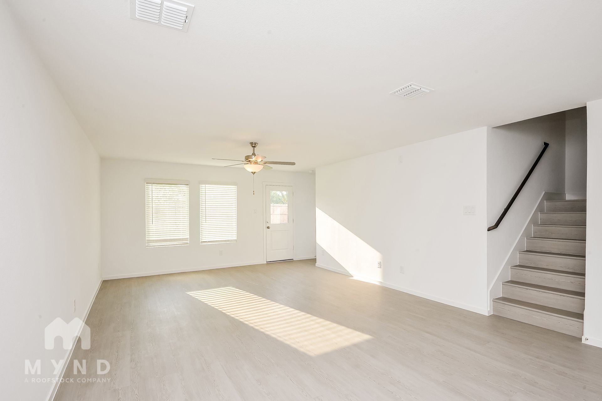 Building Photo - 2716 Mistwood Dr