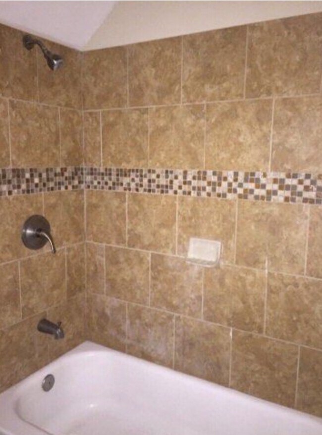 Building Photo - University