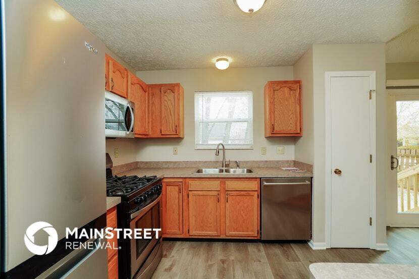 Building Photo - 6518 Whims Rd