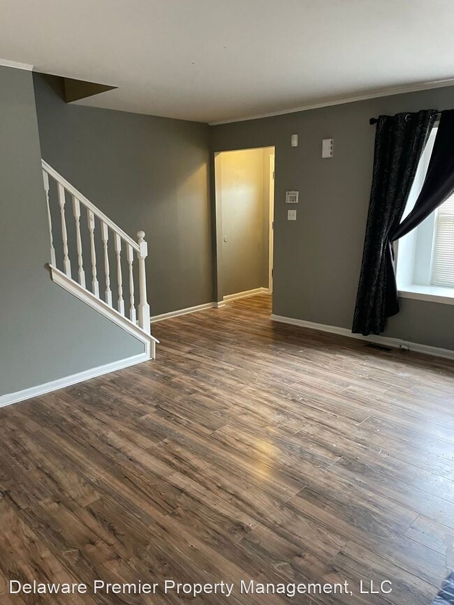 Building Photo - 3 br, 1.5 bath House - 628 Candlestick Lane