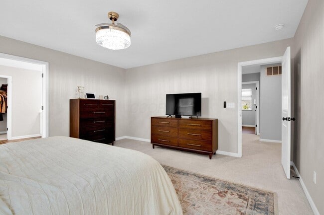 Building Photo - 354 Passina Rd