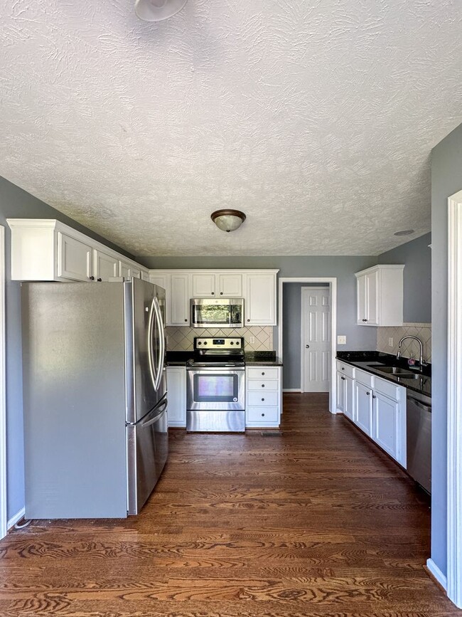 Building Photo - 156 Edgecombe Dr