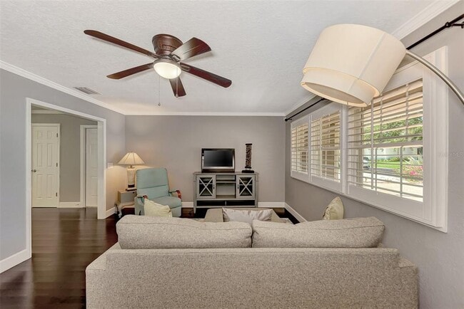 Building Photo - 1894 Loma Linda St