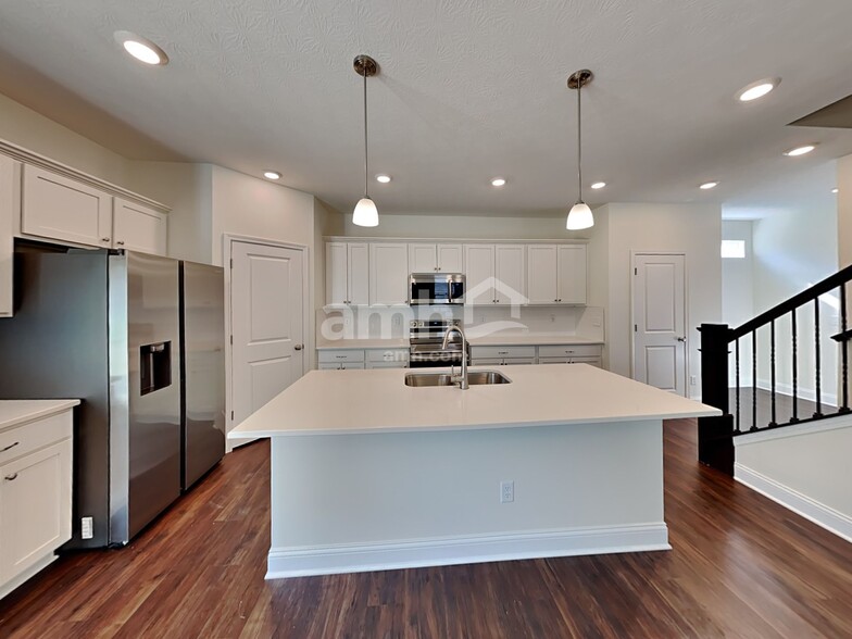 Building Photo - 12590 Dardevle Ln