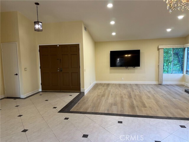 Building Photo - 2124 Wildwood Ct