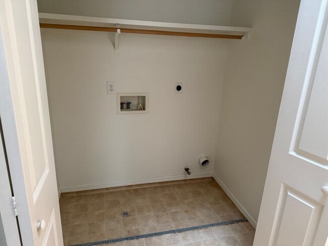 Building Photo - Yuma Meadows Rental