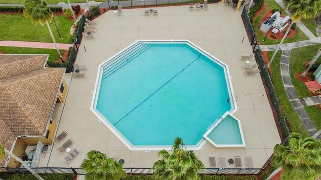 Building Photo - 10462 White Lake Ct