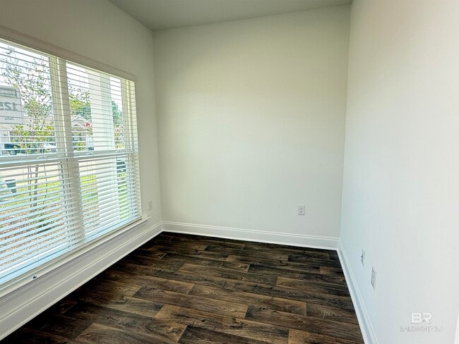 Building Photo - 32694 Revere Dr